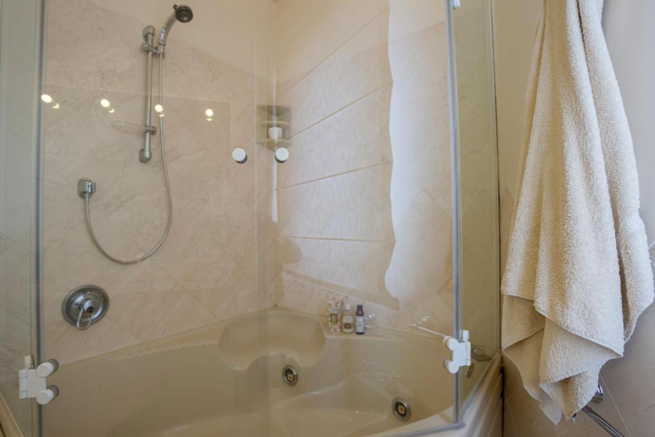 Sunny Rooftop Loft With Gorgeous Views Of Olbia Kültér fotó